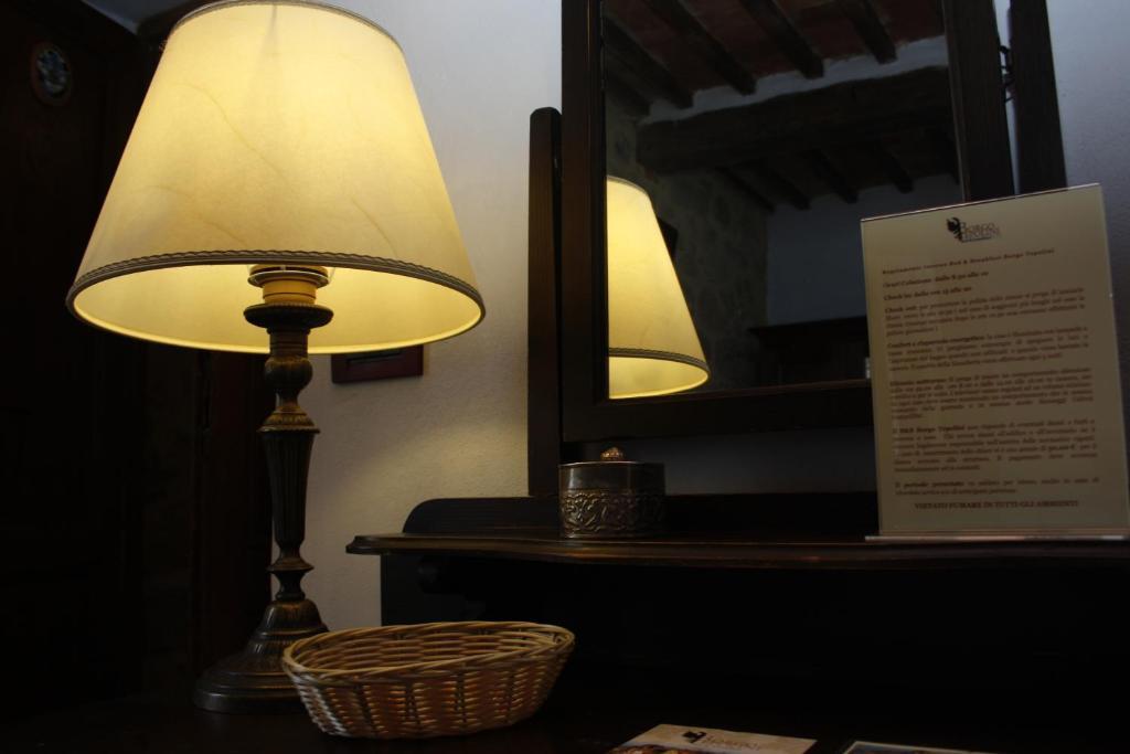 كاستل ديل بيانو Borgo Tepolini Country House الغرفة الصورة